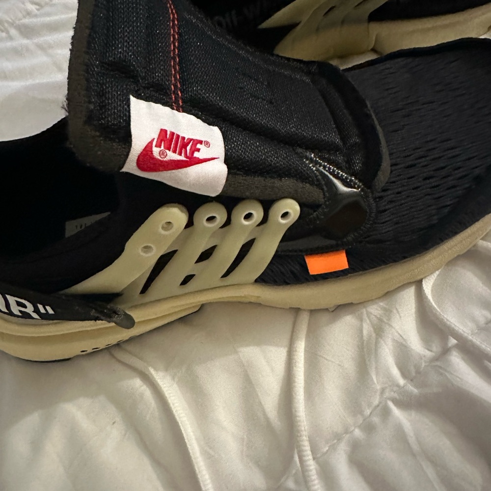 OFF WHITE NIKE PRESTO THE TEN WORE ONCE STILL HAVE THE NIPPLES ON THE SOLE